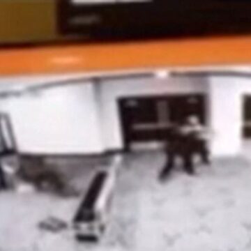 Πυροβολισμοί στο Δείπνο των Ανταποκριτών