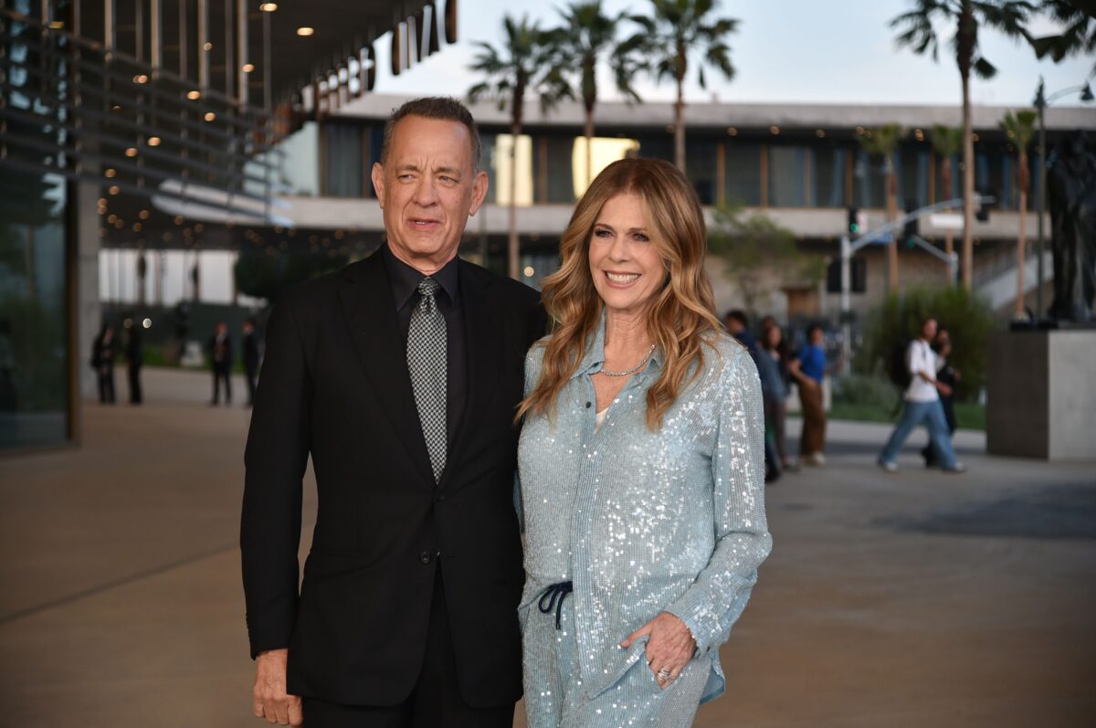 Ρίτα Γουίλσον: Τα δύο πράγματα που ζήτησε από τον Τομ Χανκς μετά τη διάγνωσή της με καρκίνο του μαστού