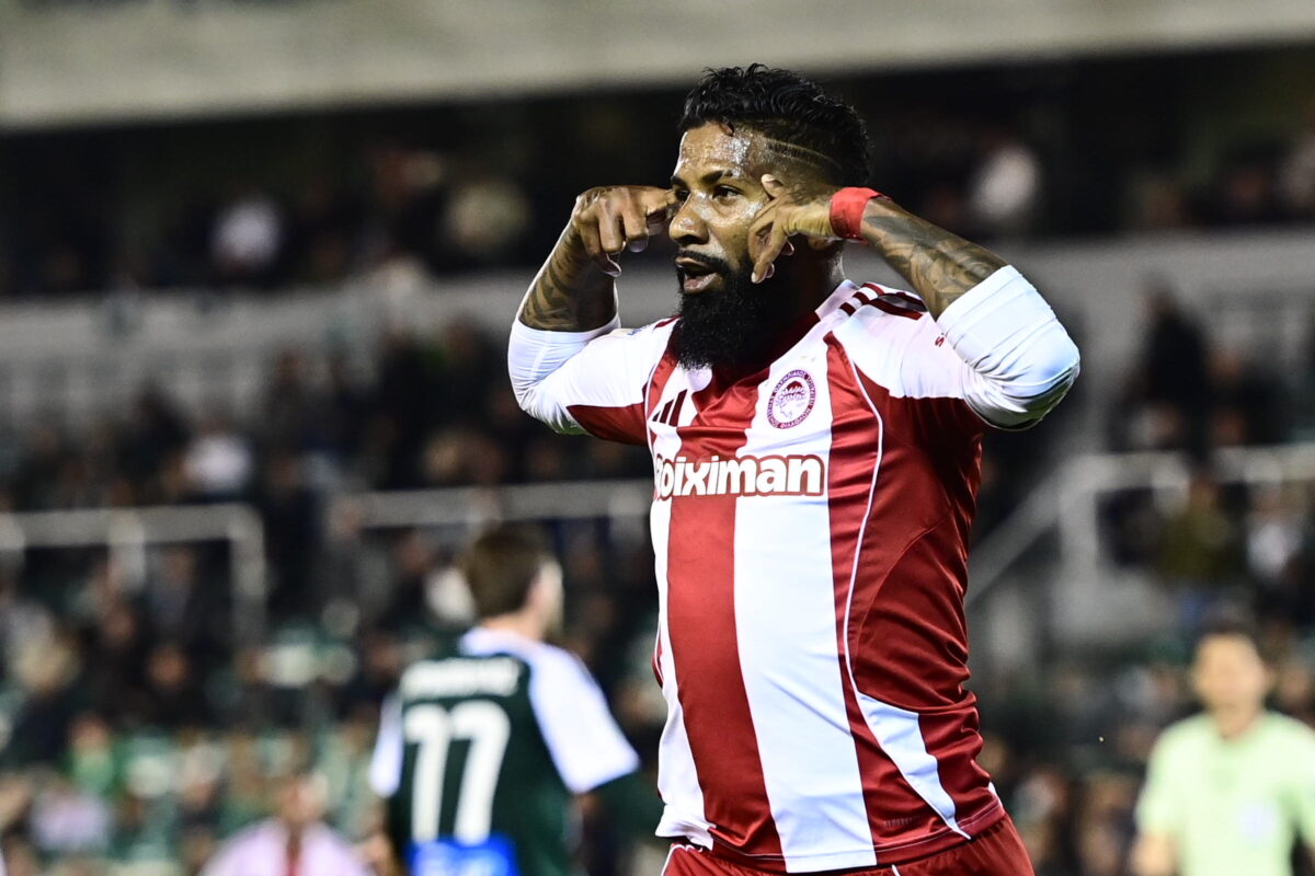 Παναθηναϊκός - Ολυμπιακός 0-2 τελικό: Οι ερυθρόλευκοι άλωσαν τη Λεωφόρο και είναι στο -5 από την ΑΕΚ