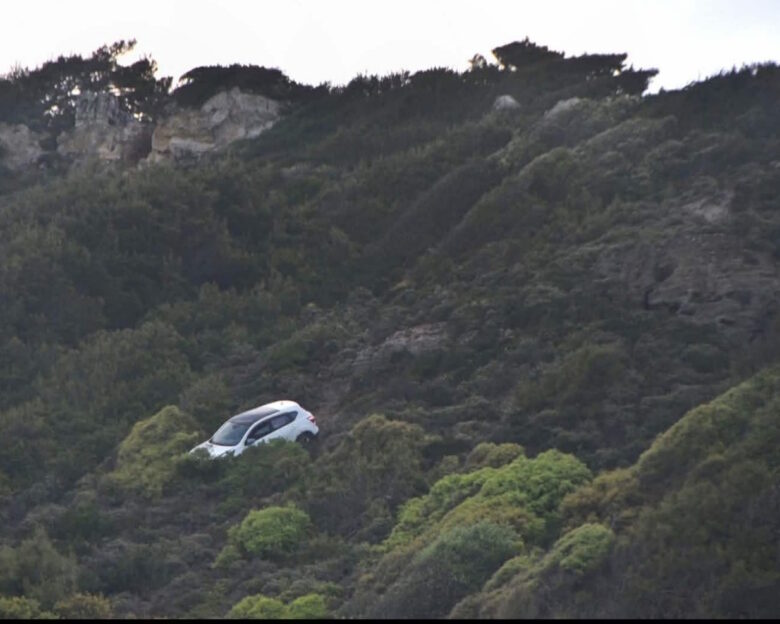 Το αυτοκίνητο του 45χρονου στον γκρεμό