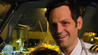 Ο Ροδίτης πιλότος Βασίλης Βασιλαράς