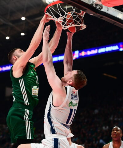 Ο Νίκος Ρογκαβόπουλος