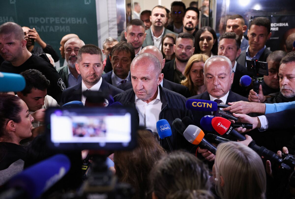 Ανάλυση: Τι σημαίνει η νίκη του φιλορώσου Ρούμεν Ράντεφ για τη Βουλγαρία και την Ευρώπη - Στα βήματα Όρμπαν και Φίτσο