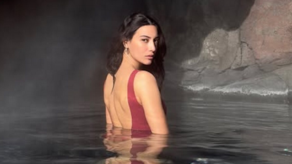 Η Ευγενία Σαμαρά στην Ισλανδία, σε εικόνα που δημοσιοποίησε στο Instagram