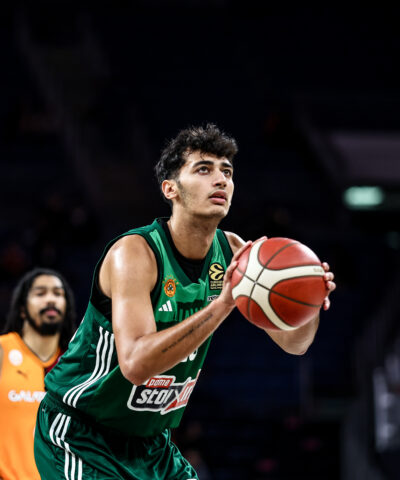 Ο Σαμοντούροφ