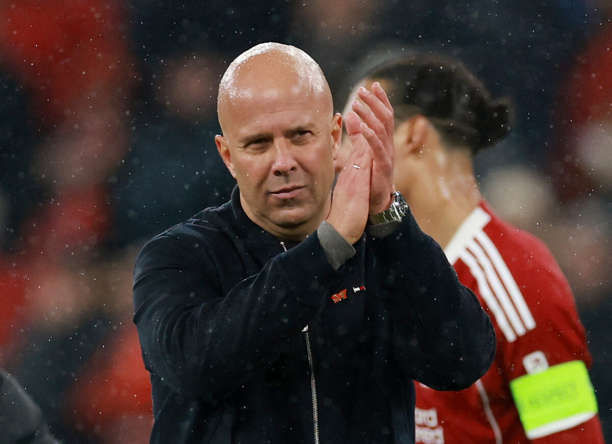 Ο Αρνε Σλοτ κοντά στην παραμονή στον πάγκο της Λίβερπουλ και τη νέα σεζόν