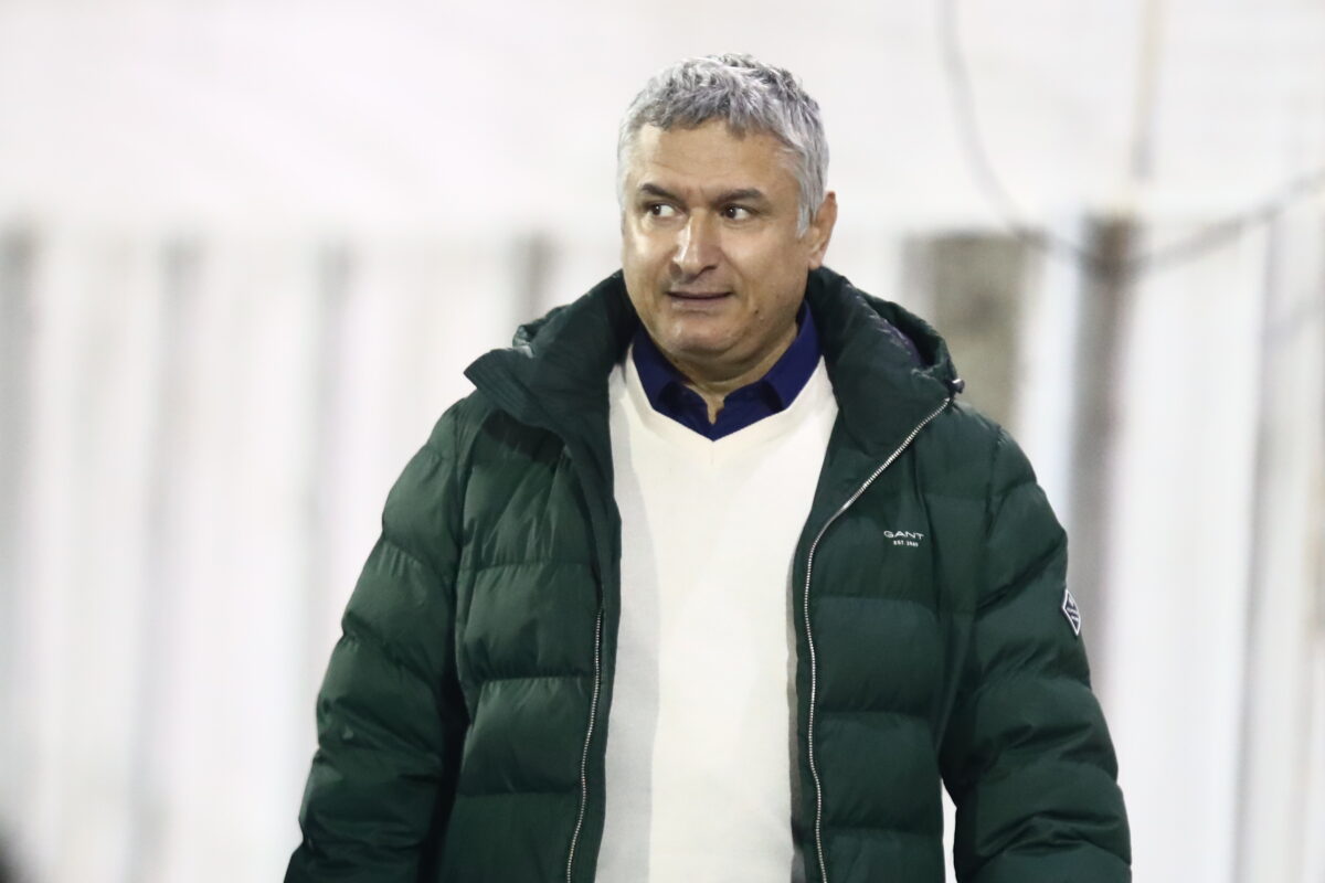 Η ΔΕΑΒ κάλεσε σε απολογία τον Γιώργο Σπανό για «σοβαρό φαινόμενο βίας» στο Ατρόμητος - ΑΕΛ Novibet