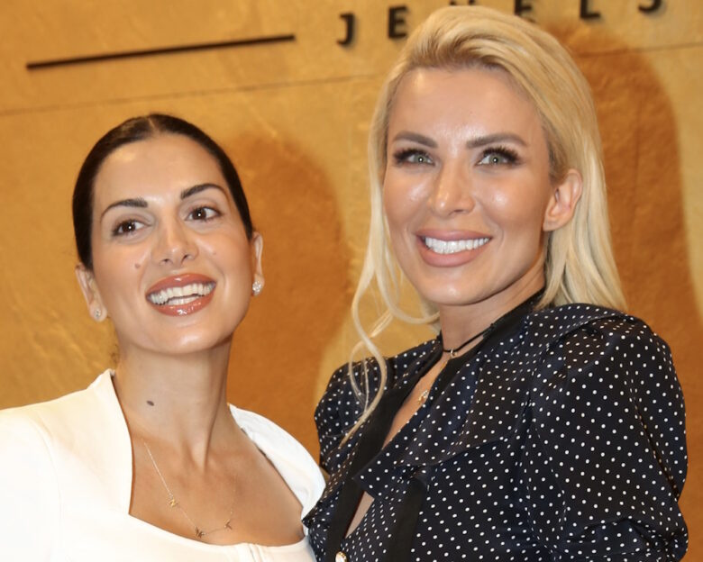 Σταματίνα Τσιμτσιλή και Κατερίνα Καινούργιου