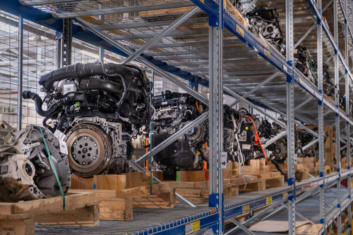 stellantis-original-used-parts-dismantling-center-stock