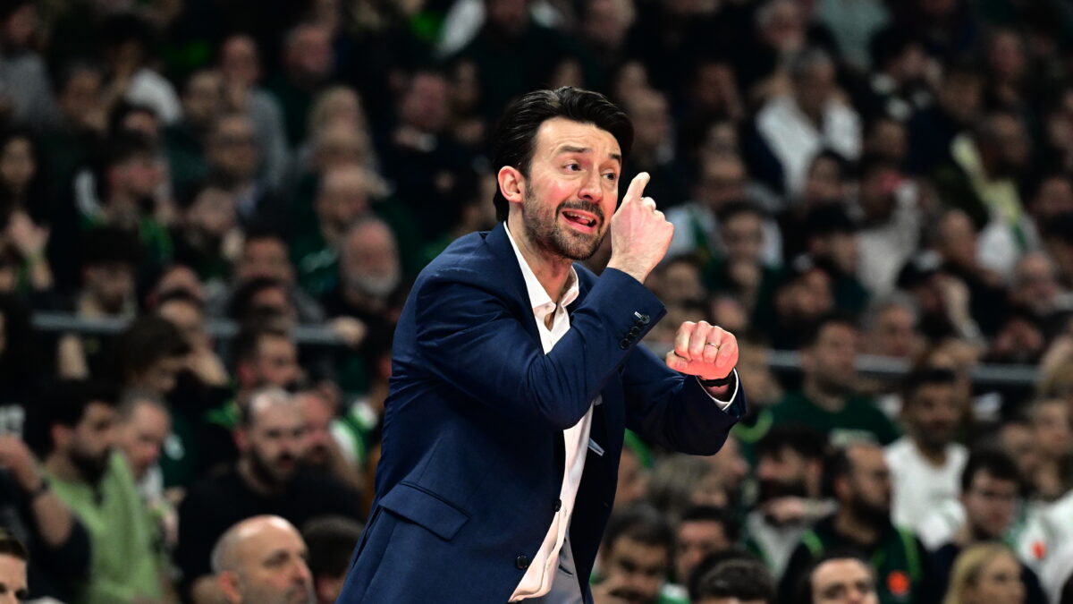 ΑΝΤΩΝΗΣ ΝΙΚΟΛΟΠΟΥΛΟΣ