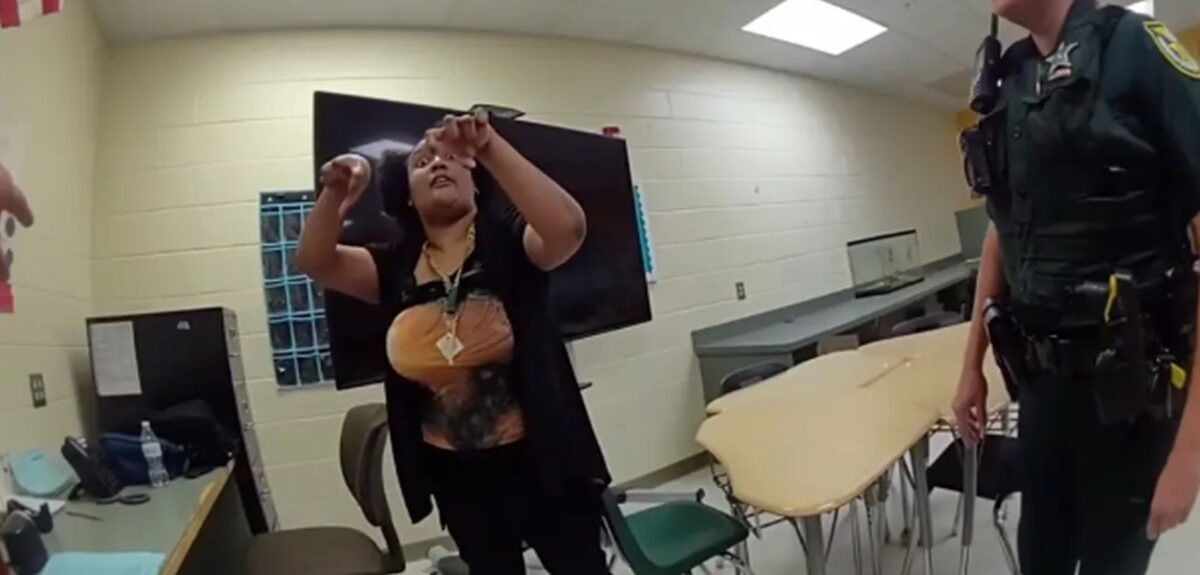 Σε αμόκ δασκάλα στη Φλόριντα: Έκανε twerking στην τάξη, άρπαξε μαθήτρια από τον λαιμό και αποκαλούσε τον εαυτό της «πόρνη του 1 εκατ. δολαρίων