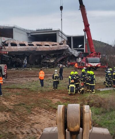 Τέμπη: Αυτό είναι το υλικό που κατασχέθηκε από το κινητό του δικαστικού πραγματογνώμονα – Εικόνες που βλέπουν το φως για πρώτη φορά από την τραγωδία
