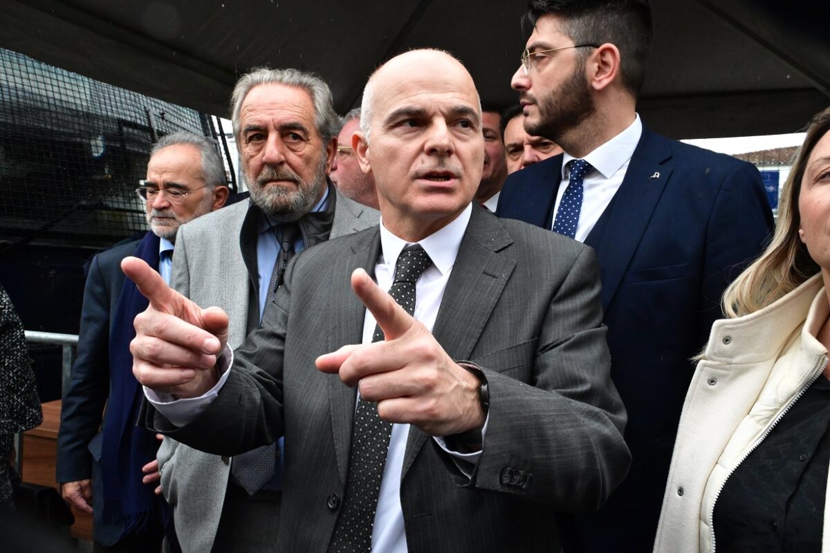 Αντώνης Ψαρόπουλος