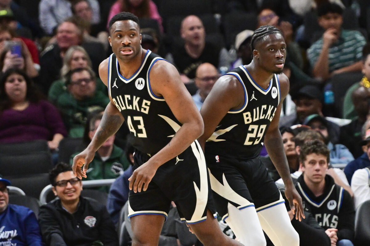 Θανάσης και Άλεξ Αντετοκούνμπο