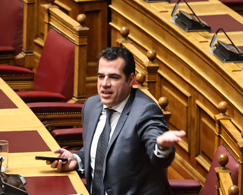 Θάνος Πλεύρης