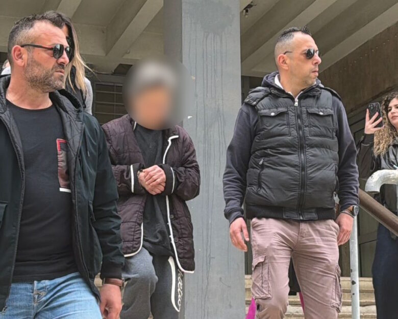 Η 77χρονη που προφυλακίστηκε για τον θάνατο του 82χρονου συζύγου της