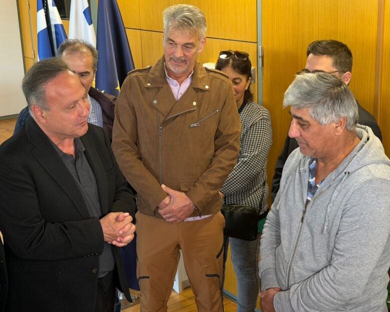 Ο Δημαρχος Θεσσαλονικης Στελιος Αγγελούδης,  και οι υπάλληλοι Αναστασιος Μασκαλιδης και Θοδωρης Καρακωττας