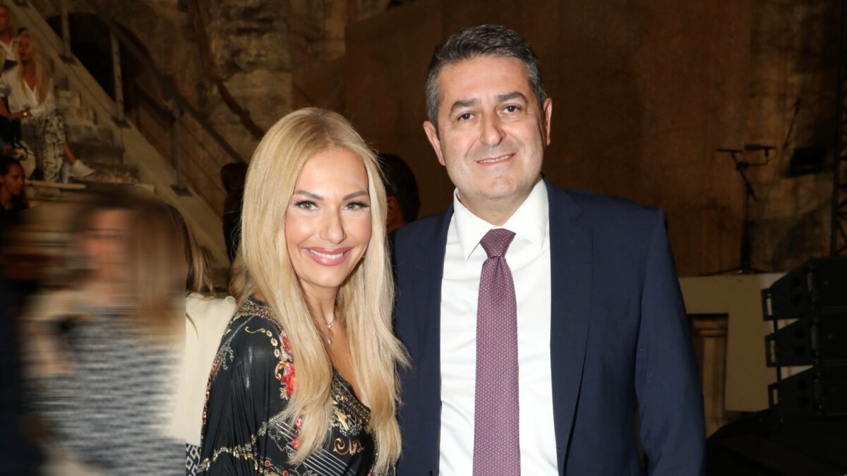 Τίνα Μεσσαροπούλου / Γιώργος Μυλωνάκης