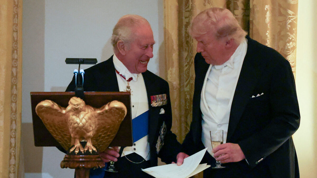 Ο Βασιλιάς Κάρολος με τον Ντόναλντ Τραμπ