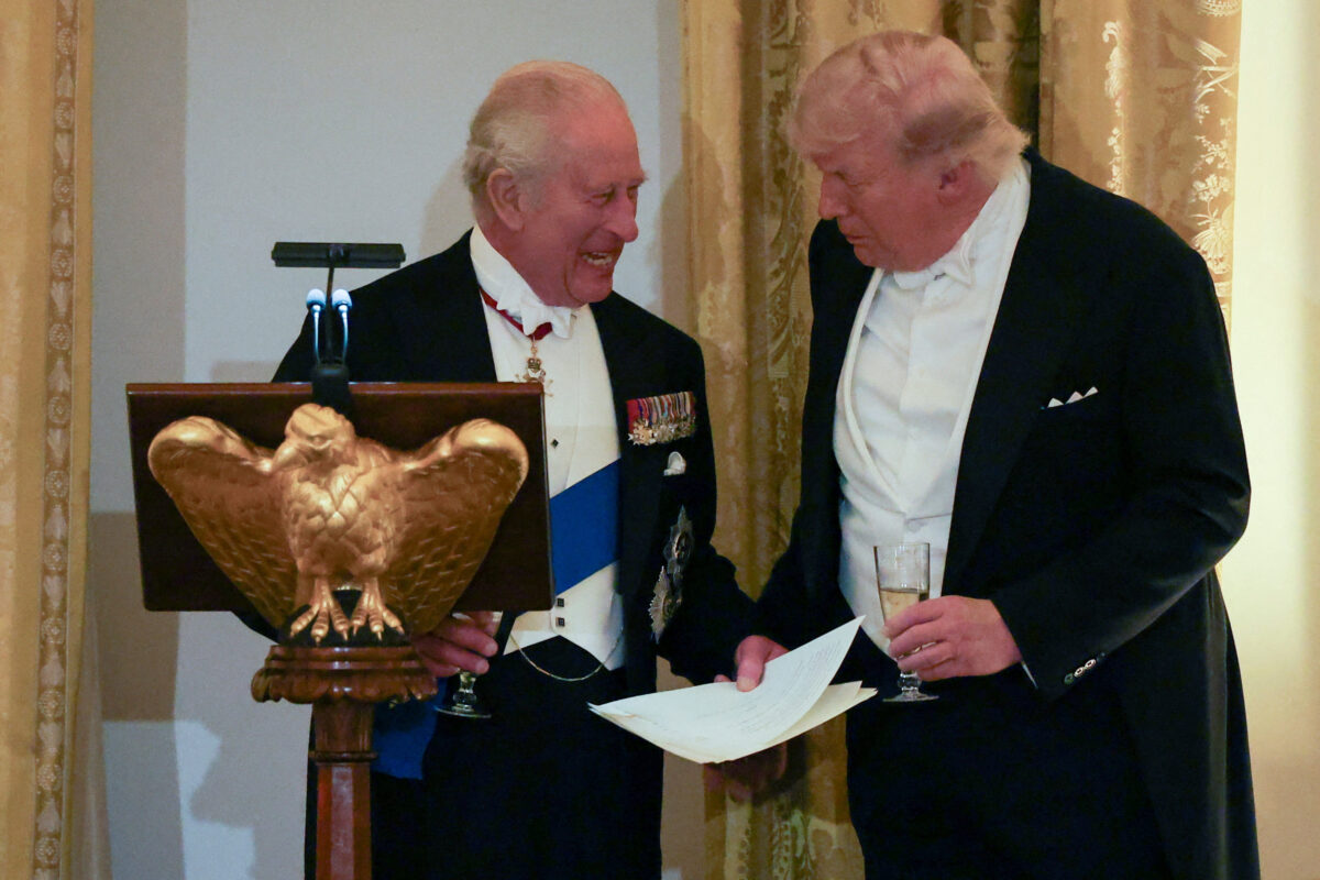 Τραμπ: Ο βασιλιάς Κάρολος δεν θέλει να αποκτήσει πυρηνικά όπλα το Ιράν