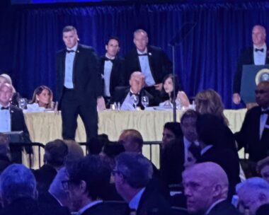 Ο άνδρας που έβαλε το σώμα του ασπίδα για να σώσει τον Τραμπ