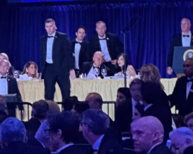 Πυροβολισμοί στο δείπνο των ανταποκριτών του Λευκού Οίκου