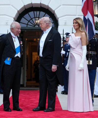 Το ζεύγος Τραμπ με τον βασιλιά Κάρολο και την Καμίλα