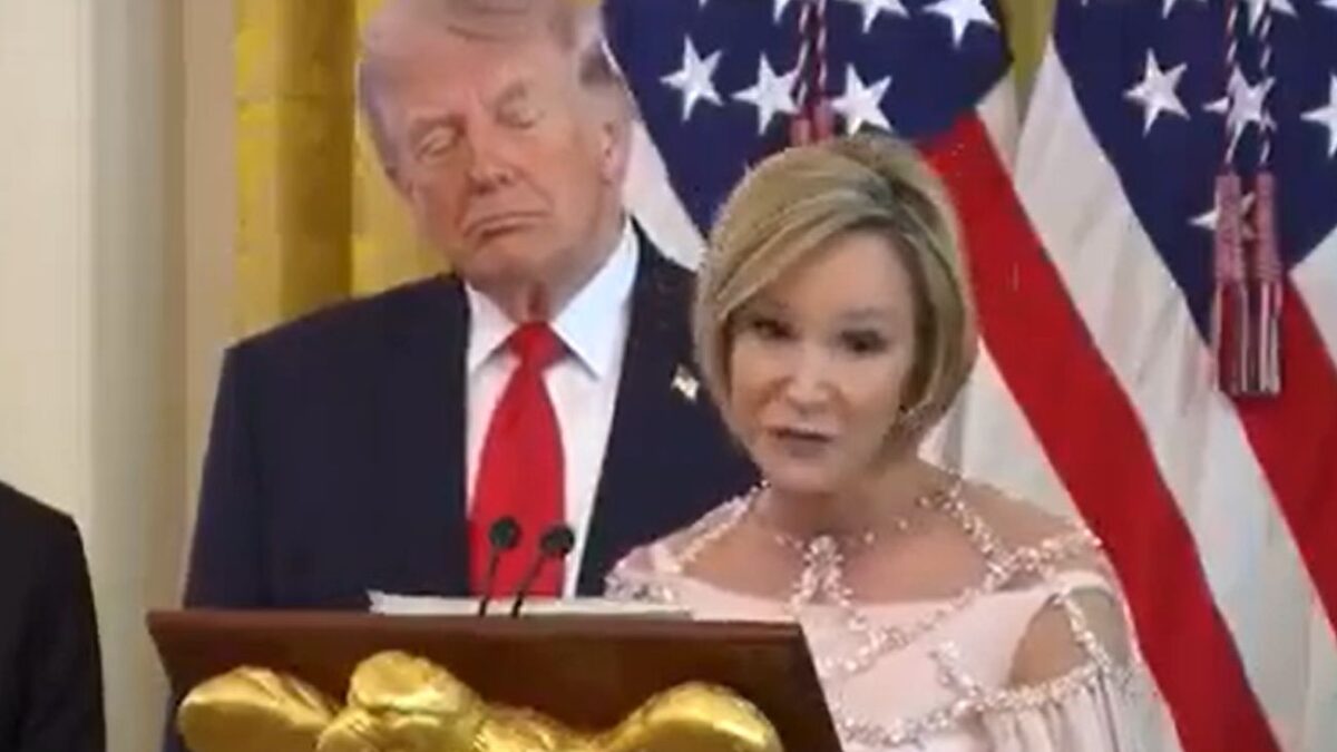 H επικεφαλής του θρησκευτικού γραφείου του Λευκού Οίκου