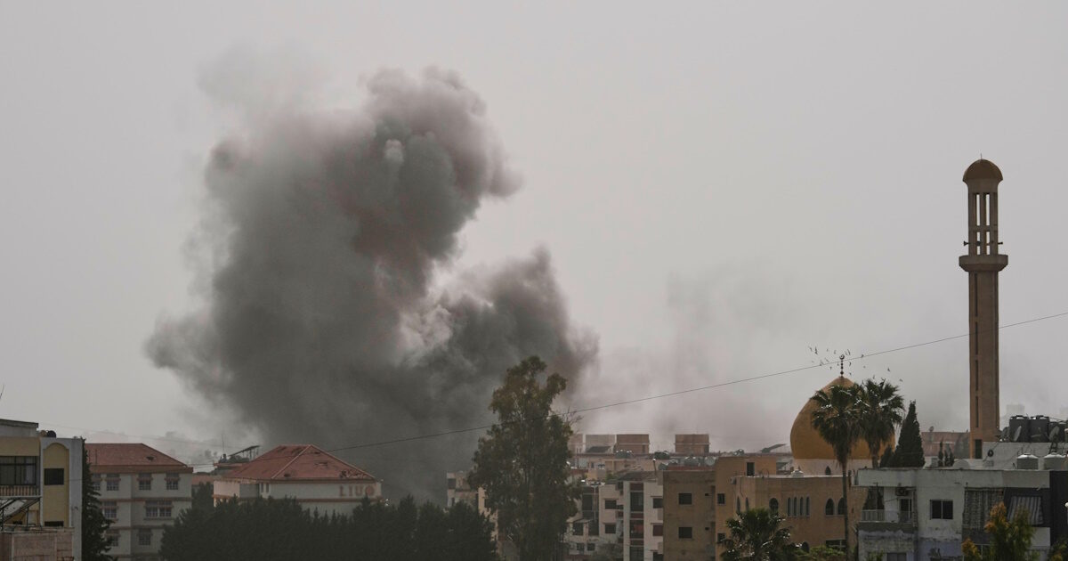 Gulf States' Neutrality Under Siege: How Middle East Escalations and Oil Price Forecast Are Redrawing Global Alliances