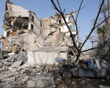 Βομβαρδισμένο κτίριο στον Λίβανο