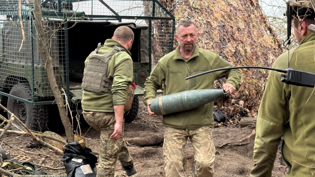 Ουκρανοί στρατιώτες πυροβολικού