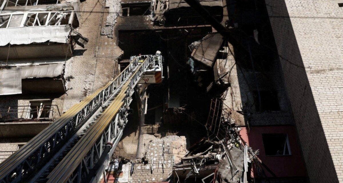 Νέα επιδρομή της Ρωσίας στην Ουκρανία: 2 νεκροί και14 τραυματίες στην Οδησσό