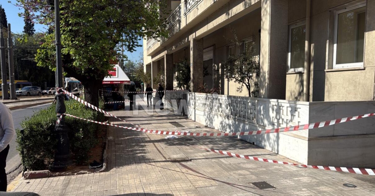 Τραγωδία στο υπουργείο Τουρισμού: 51χρονη έπεσε από τον 2ο όροφο και σκοτώθηκε