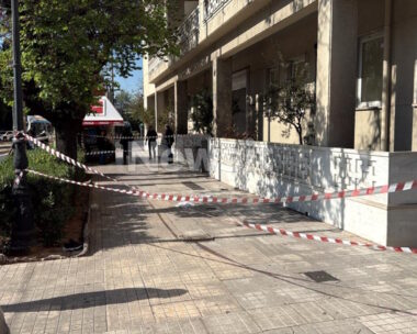 Τραγωδία στο υπουργείο Τουρισμού: 51χρονη έπεσε από τον 2ο όροφο και σκοτώθηκε