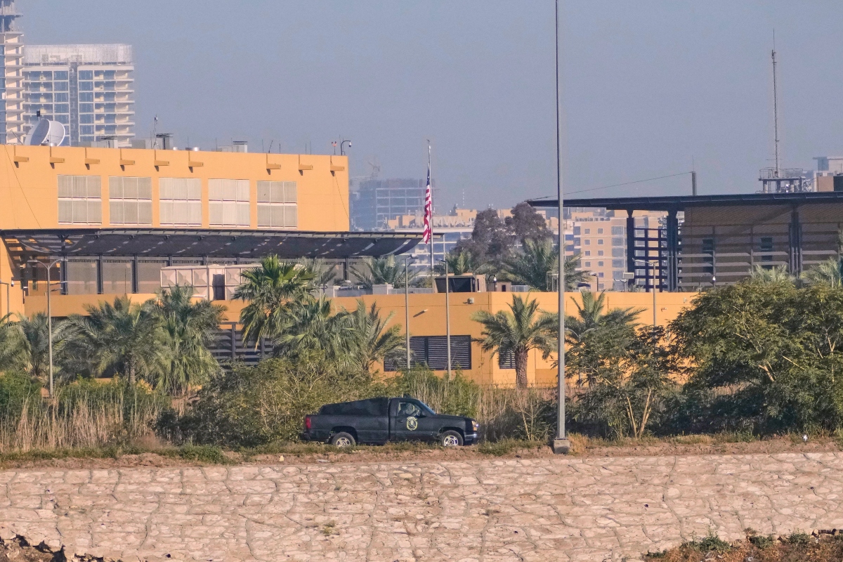 Η πρεσβεία των ΗΠΑ στη Βαγδάτη καλεί τους Αμερικανούς να μην ταξιδεύουν στο Ιράκ: «Αναχωρήστε αμέσως αν είστε εκεί»