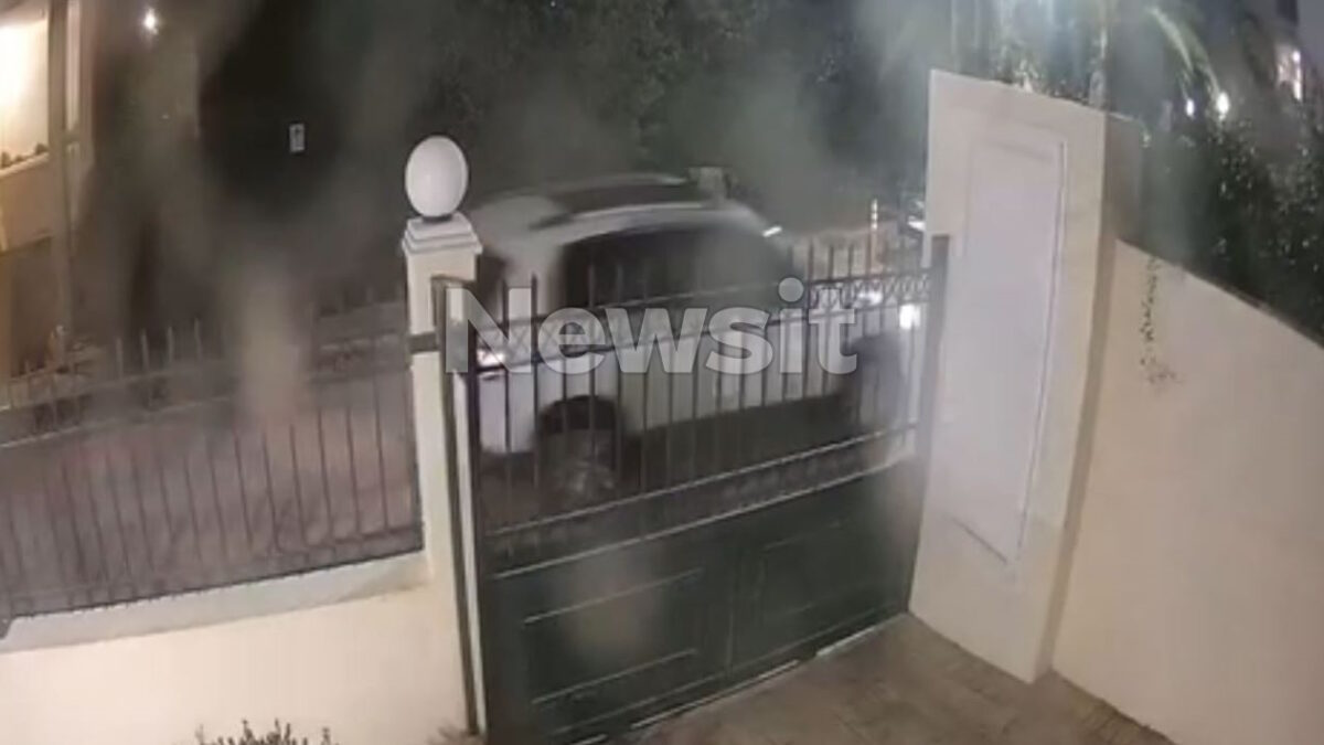 Βάρη: Η στιγμή που οι διαρρήκτες φεύγουν με το λευκό SUV, τους πήραν στο κυνήγι οι γείτονες