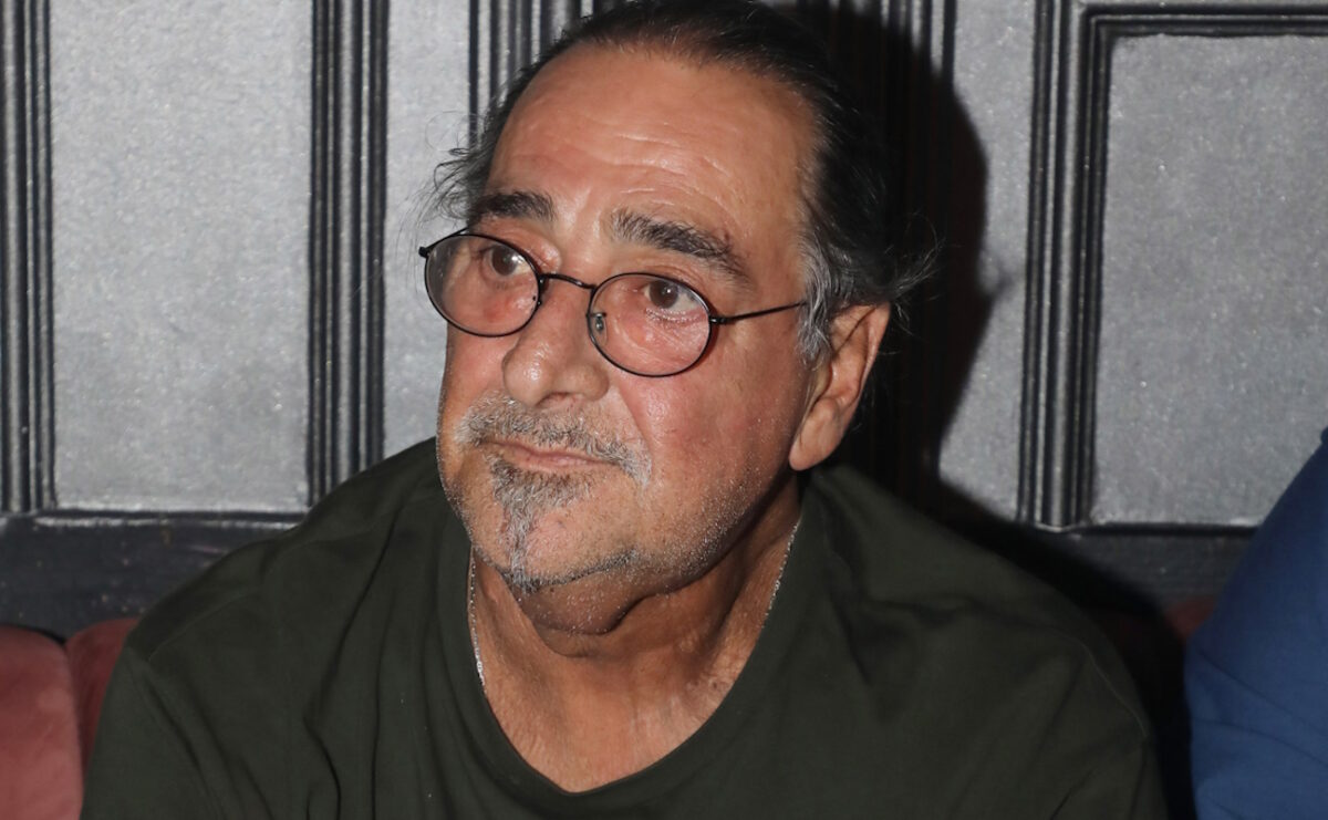 «Ο Βασίλης Καρράς με στήριξε οικονομικά όταν σταμάτησα το τραγούδι, επειδή είχα αυτοάνοσο», είπε η Ειρήνη Ντίσιου