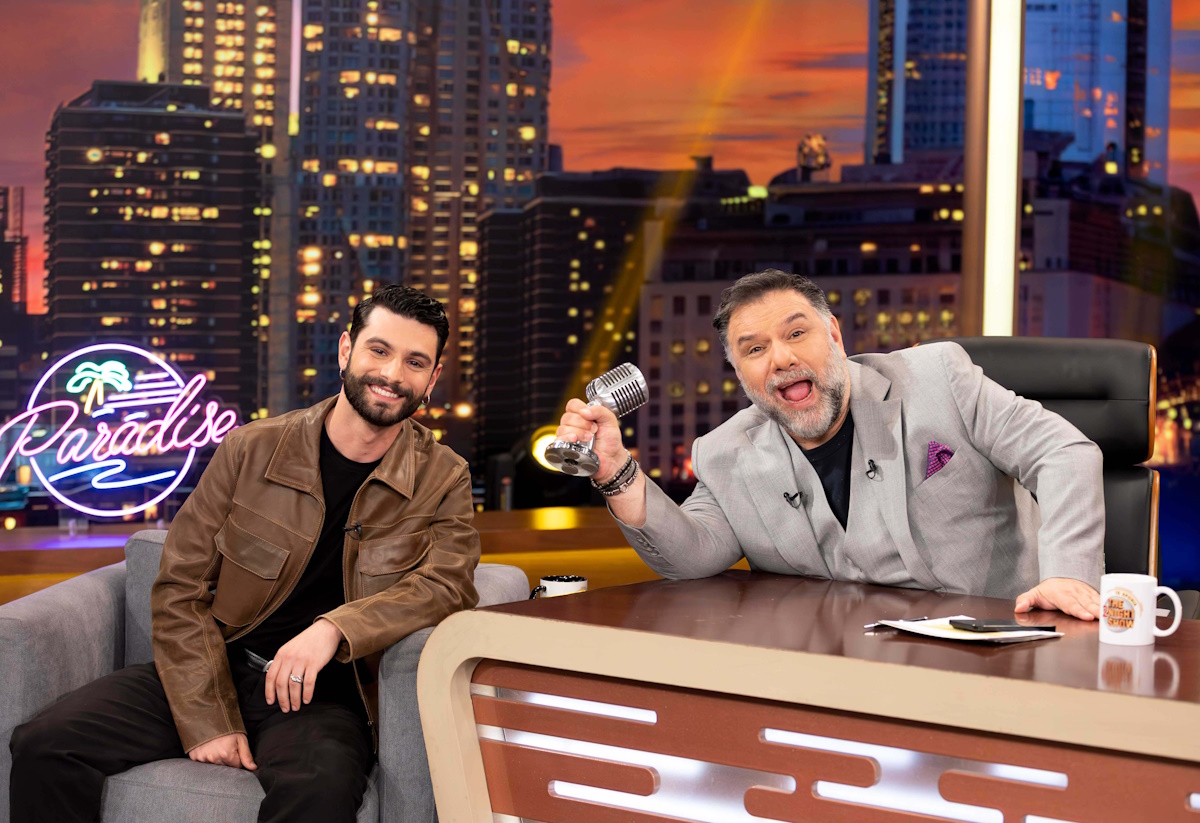 Ρένος Χαραλαμπίδης, Βασίλης Μηλιώνης και Senhit καλεσμένοι απόψε του Γρηγόρη Αρναούτογλου στο «The 2Night Show»