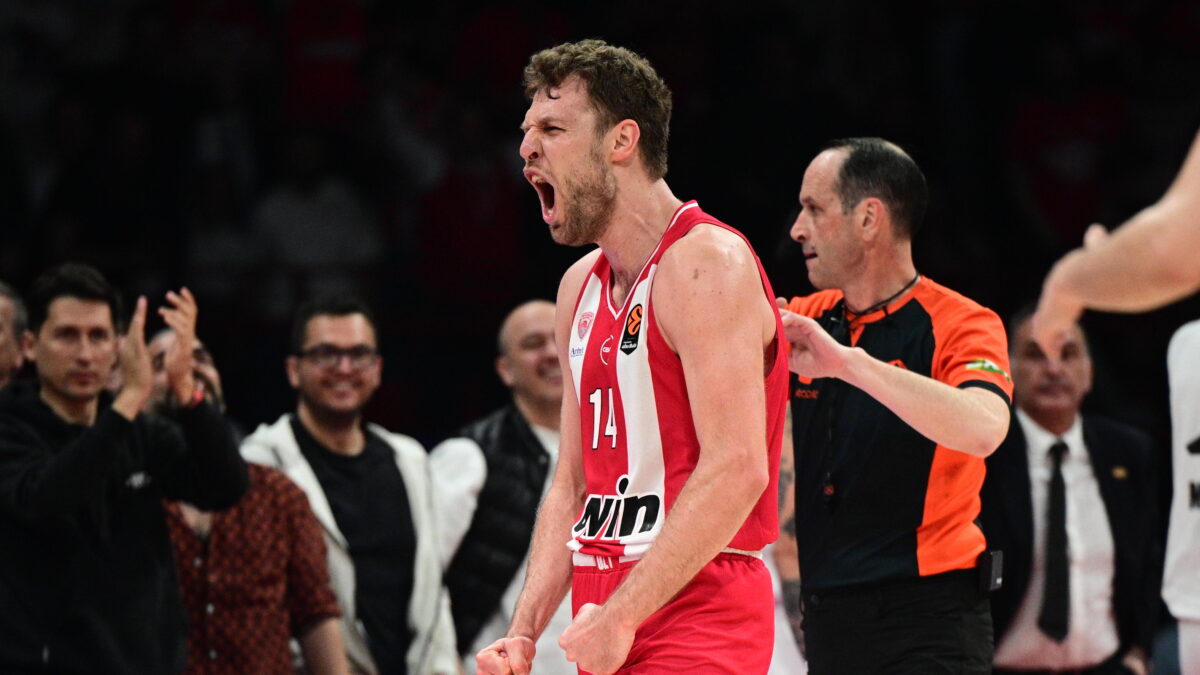 Ο Σάσα Βεζένκοφ