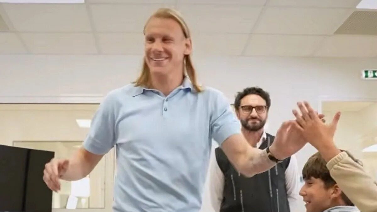 ΑΕΚ: Επικό βίντεο για την ανανέωση του Βίντα, με τον Ηλία Μελέτη να διδάσκει Κιτρινόμαυρο Πολιτισμό