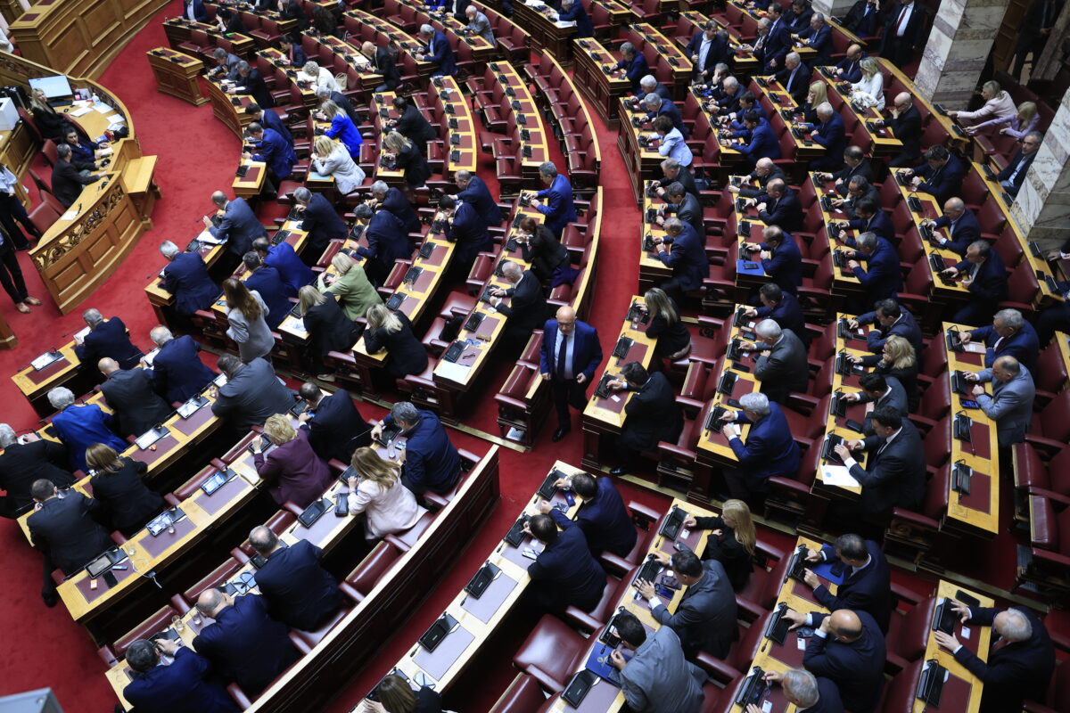 Αντιπολίτευση για την απόφαση του Αρείου Πάγου για τις υποκλοπές: «Δεν αρχειοθετείται η Δημοκρατία»