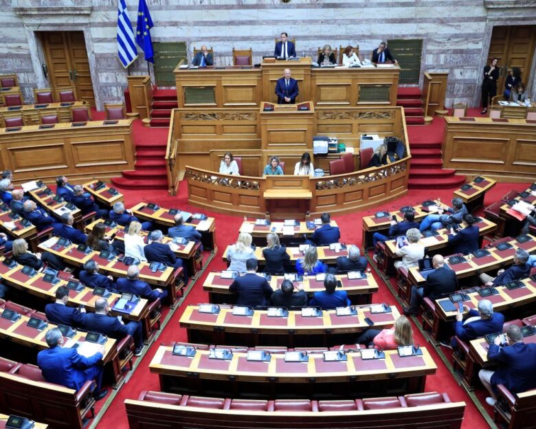 Η συζήτηση στη Βουλή