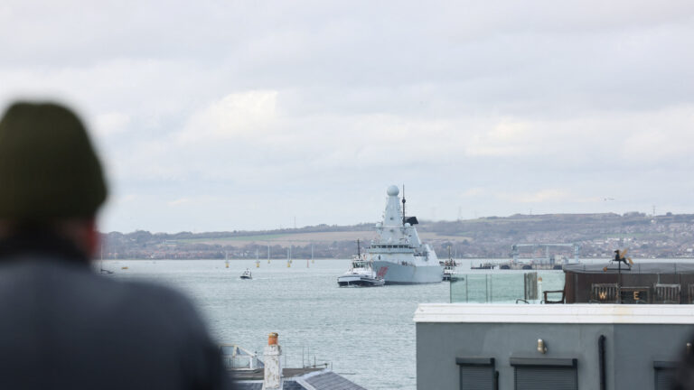 Βρετανικό αντιτορπιλικό HMS Dragon