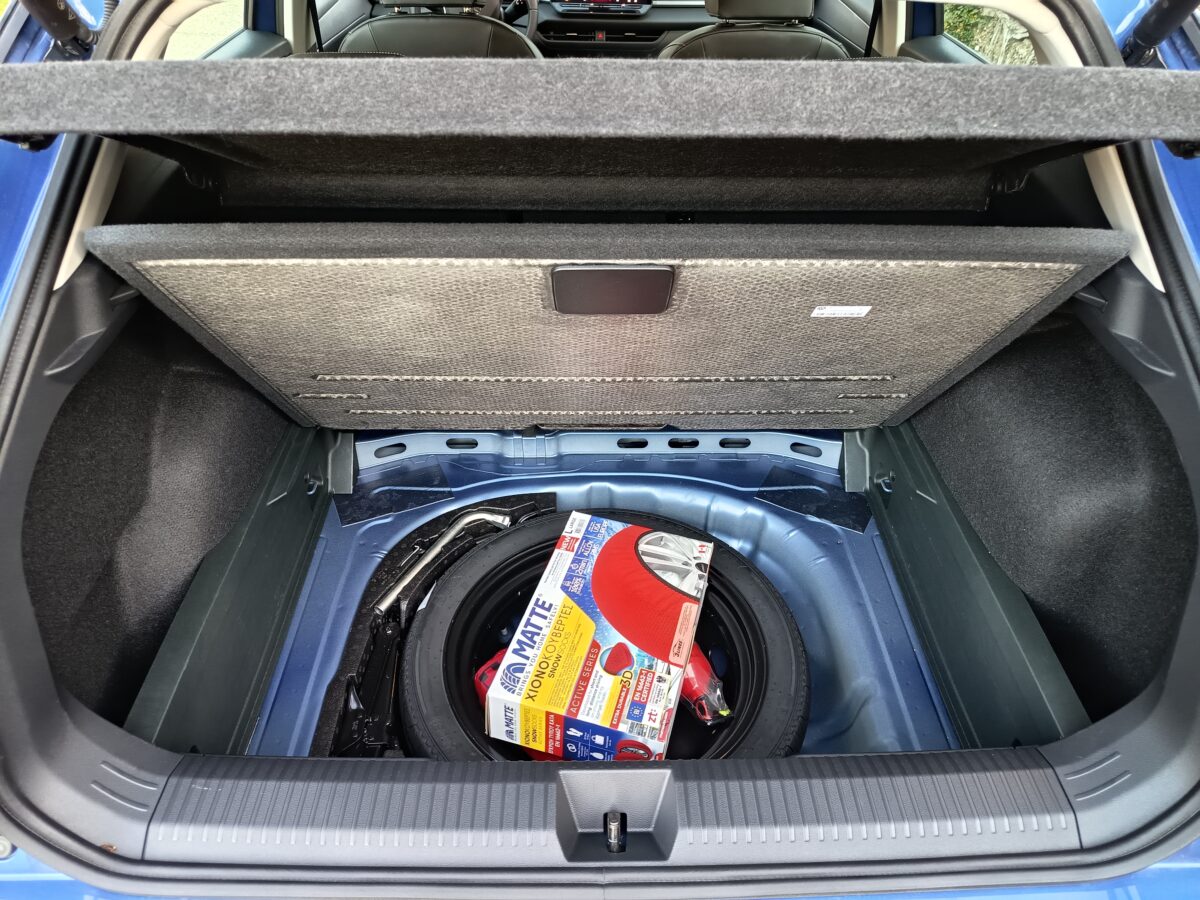 vw-t-roc-style-1-5-etsi-hybrid-116ps-dsg