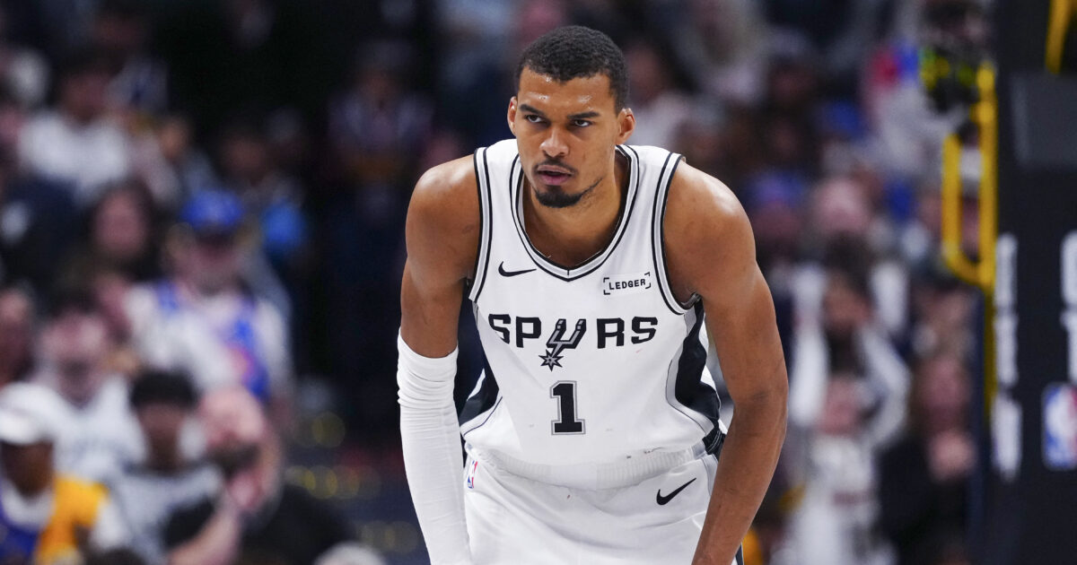 Το NBA ανακοίνωσε τους φιναλίστ για τα βραβεία της σεζόν: Χωρίς Ντόντσιτς η τριάδα για το MVP