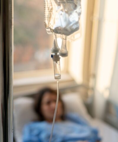 Γυναίκα σε κλινική