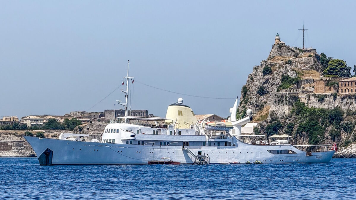 Η θαλαμηγός «Christina O» που ανήκε κάποτε στον Αριστοτέλη Ωνάση