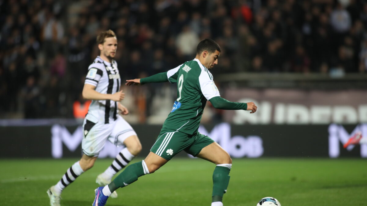 Ο Ζαρουρί με τη φανέλα του Παναθηναϊκού