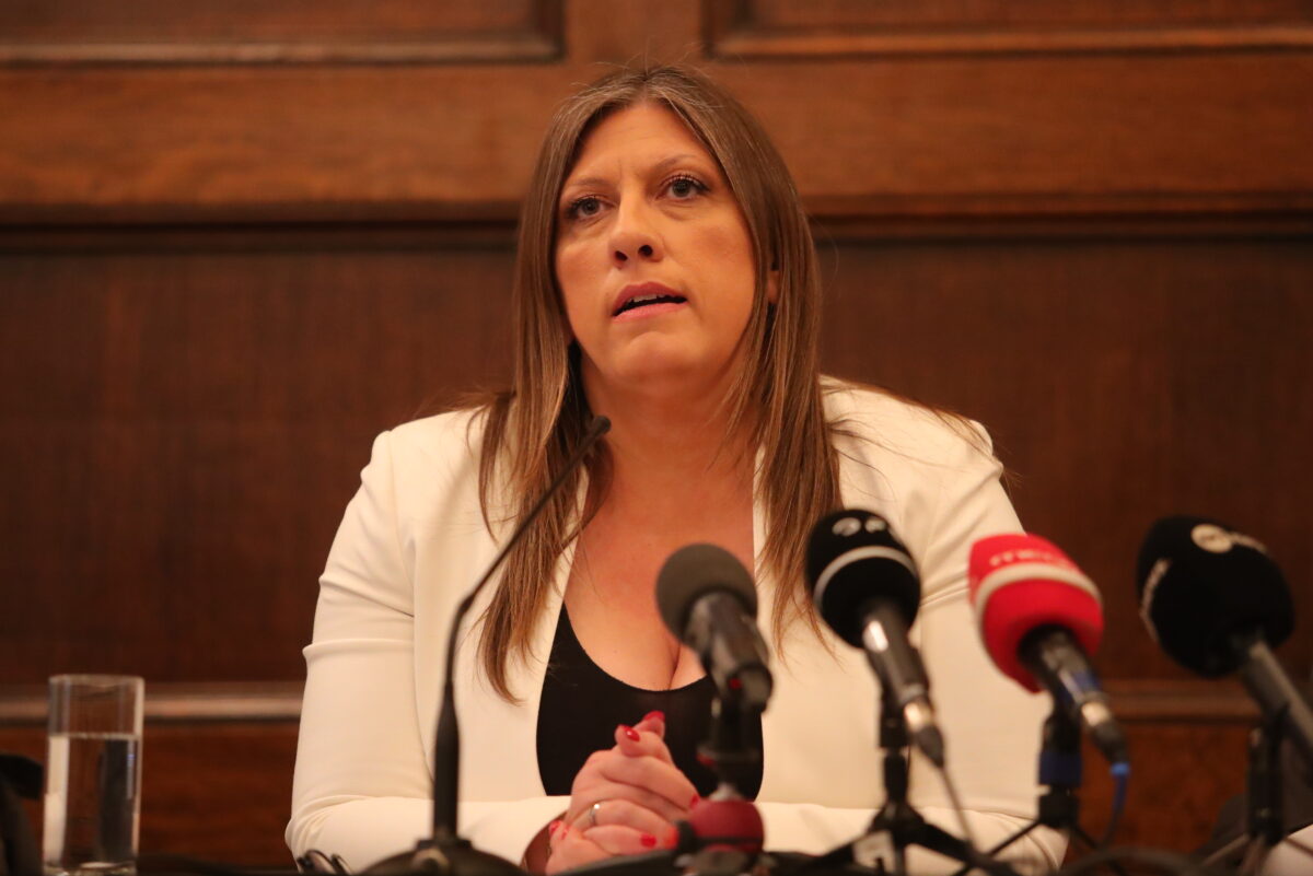 Ζωή Κωνσταντοπούλου: Επιθεωρητές εργασίας κατέληξαν στο ΑΤ Ομονοίας μετά από καταγγελία της - Έλεγχαν υπόθεση υπαλλήλου της Πλεύσης Ελευθερίας