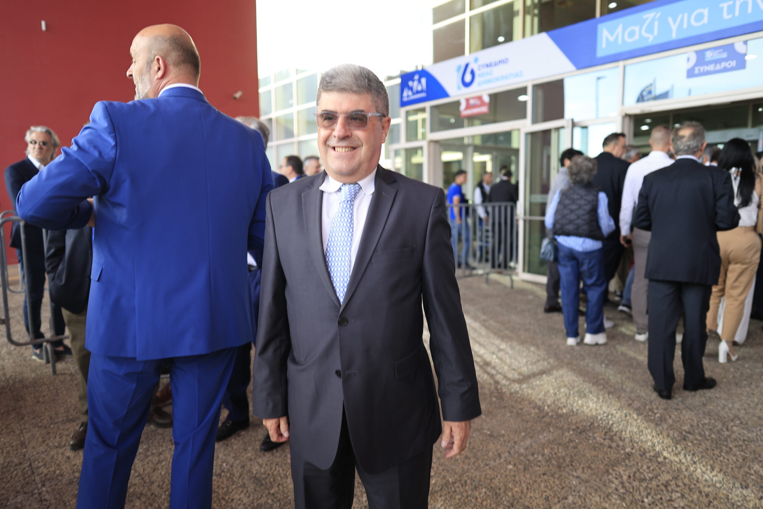 Στιγμιότυπο από την πρώτη ημέρα εργασιών του 16ου Τακτικού Συνεδρίου της Νέας Δημοκρατίας, στο Metropolitan Expo (Πηγή φωτογραφίας: ΓΙΩΡΓΟΣ ΚΟΝΤΑΡΙΝΗΣ